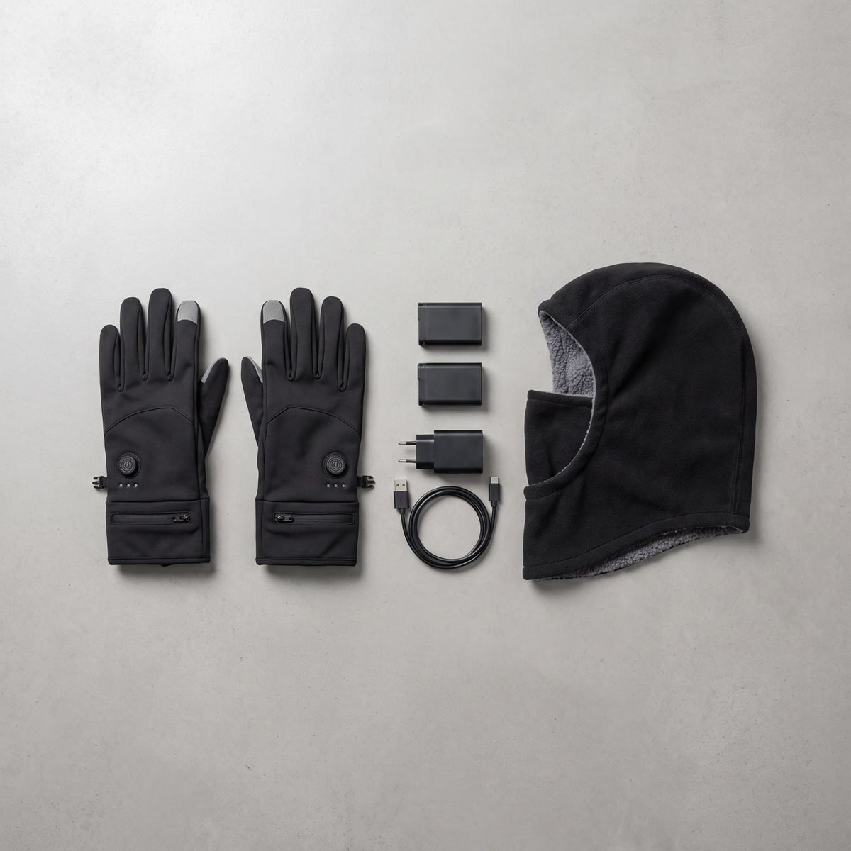 Beheizte Handschuhe mit 2 Akkus, Ladegerät und Sturmhaube
