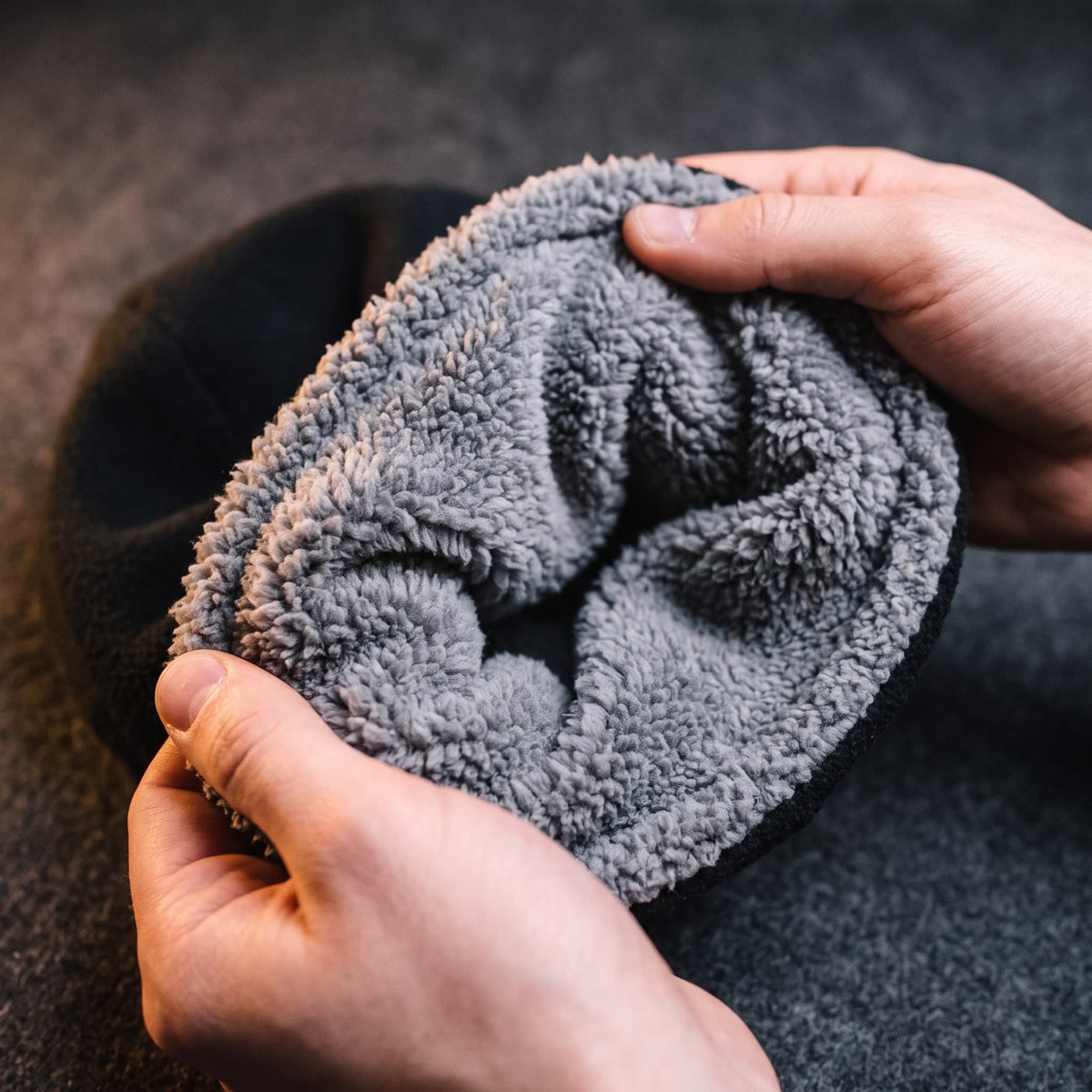 Sturmhaube innen mit weichem Teddyfleece